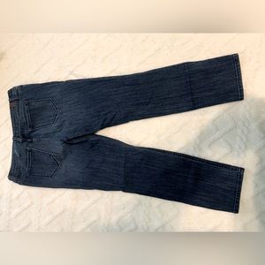 Really versatile jeans with stretch fabric!